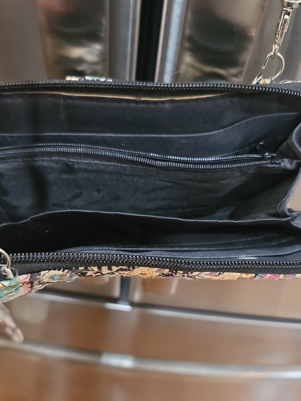 Tote Bag w/Matching Wallet - Picture 8 of 10